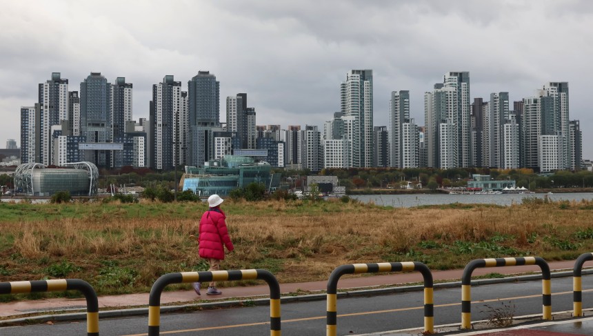 2024년 11월 26일 서울 서초구 반포 일대 아파트 단지