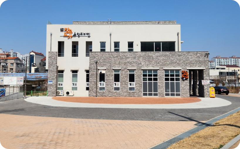 새로 생긴 "장유도가"에서 막거리 만드는 방법도 가르칩니다.