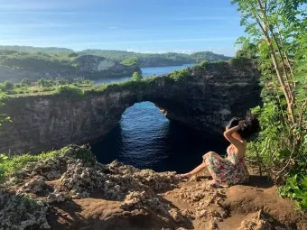 발리 브로큰 비치 Broken Beach 파도와 바람이 만든 천연 아치_23