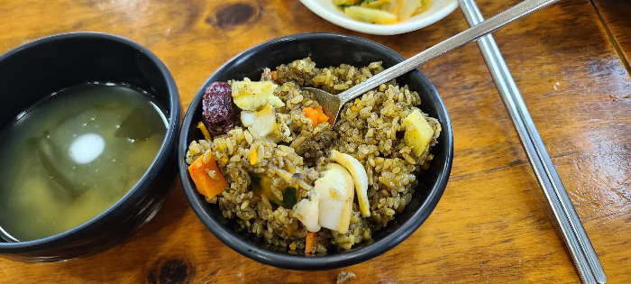 제주도여행 제주도 제주도맛집 평대명진전복 전복맛집 밑반찬 전복구이 전복껍질 전복돌솥밥