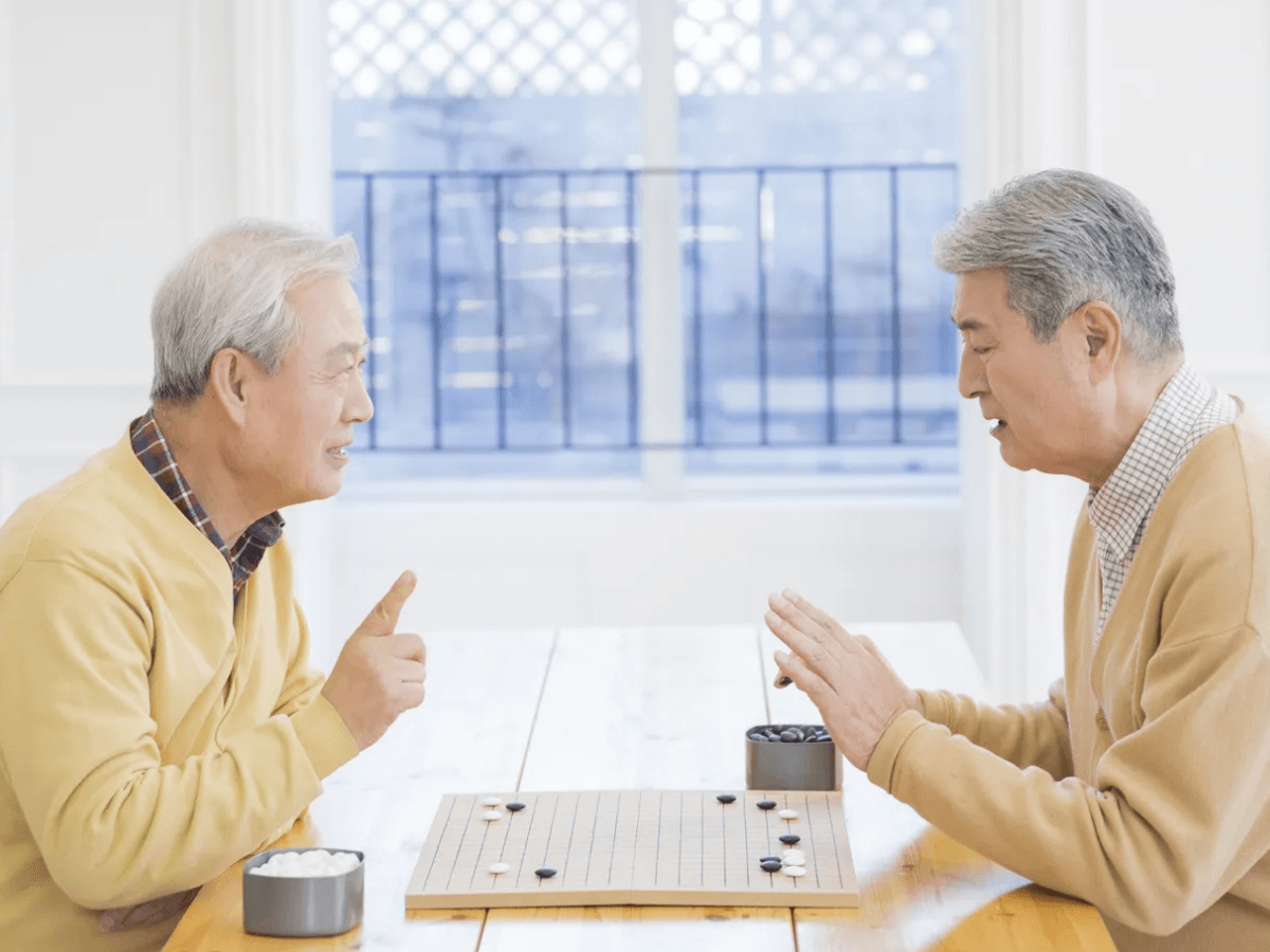 고령자에게 느슨한 공동체 구조인 시니어 코하우징이 필요한 이유