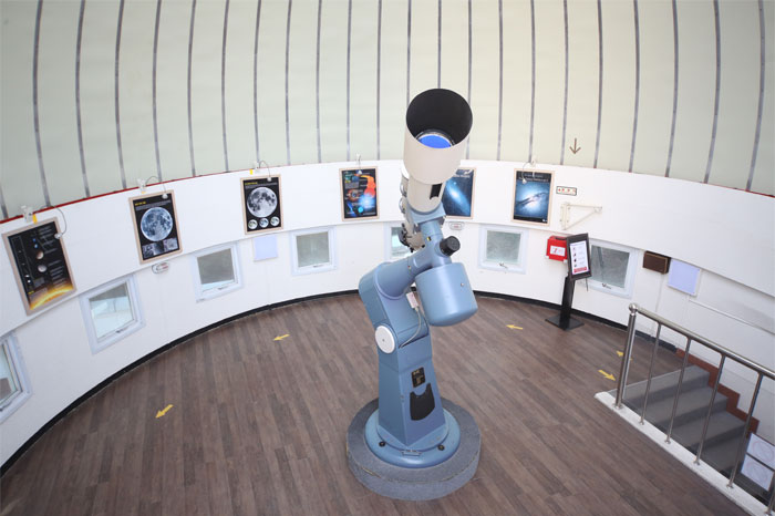 대전시민천문대 주관측실 안내