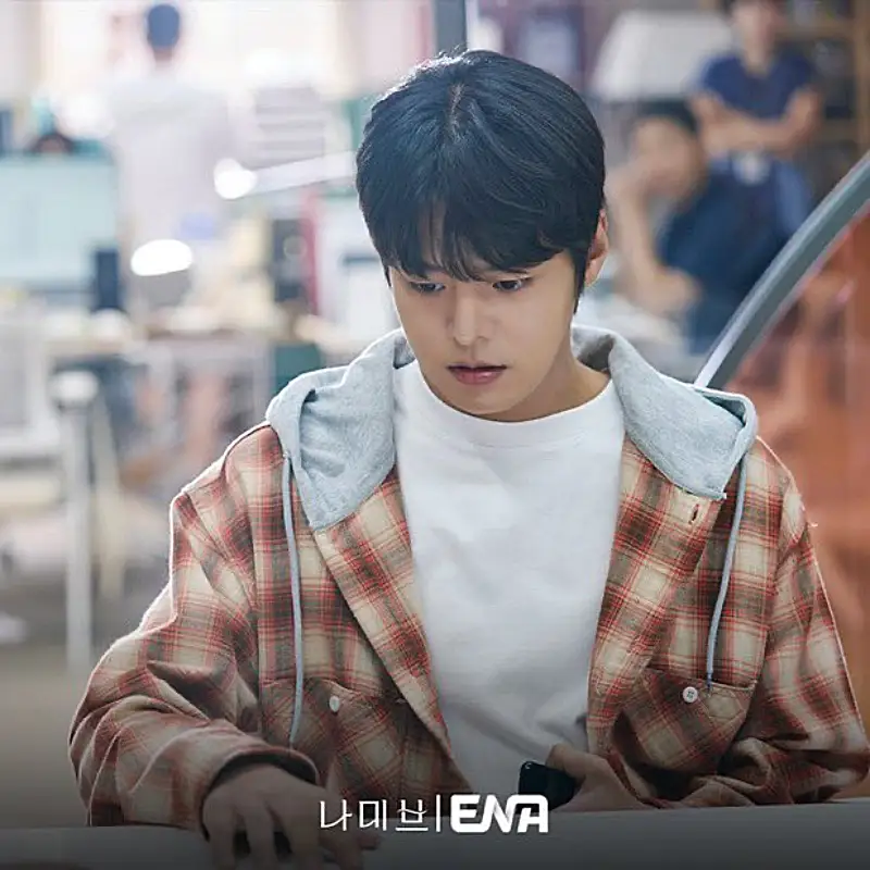 나미브에서 유진우 역을 맡은 려운