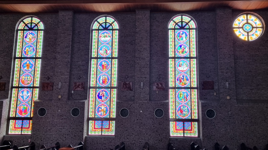 제주 서문성당 유리화, 십자가의 길