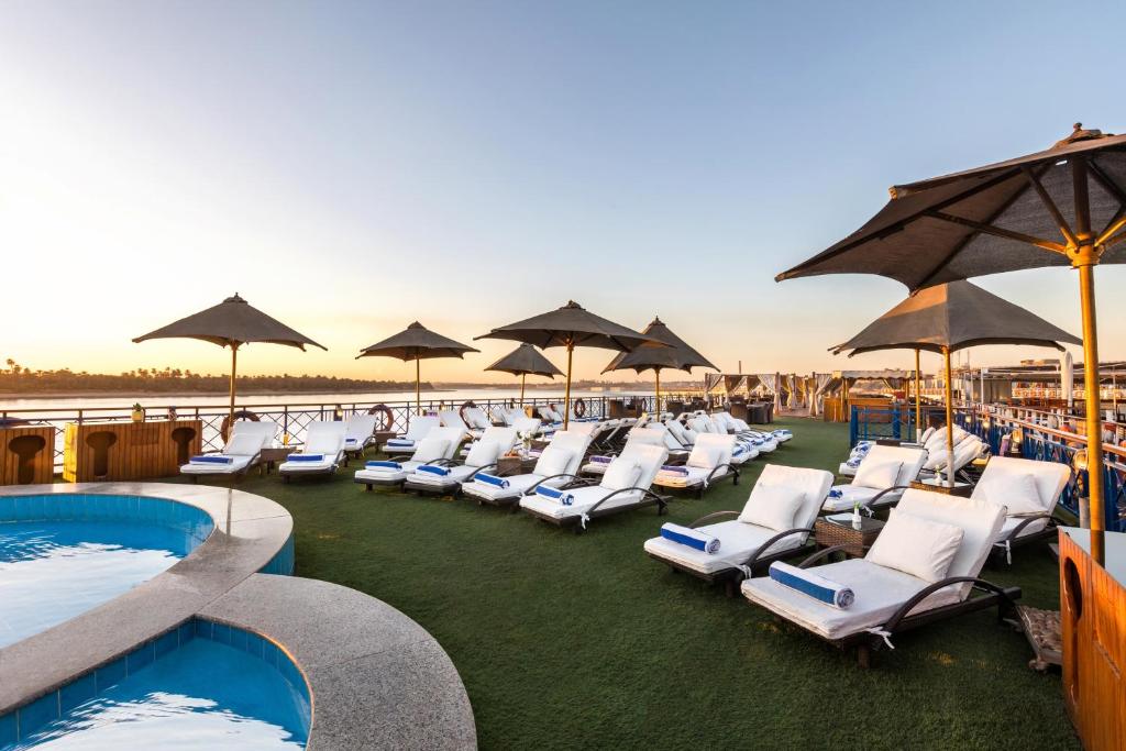 나일강 크루즈 여행 관련 이미지