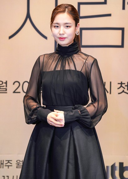 안은진5