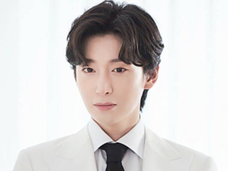 가수-김용빈