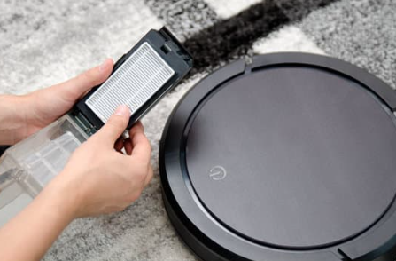 먼지 한 톨도 놓치지 않는다! 로봇청소기 TOP 5 추천