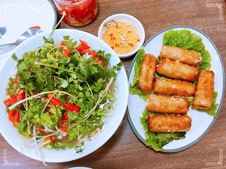 토요일은 밥이좋아 군포 군포역 쌀국수 맛집 베트남 현지 맛 그대로 반쎄오 모닝글로리 자넴 현지인 추천 토밥 좋아 방송정보