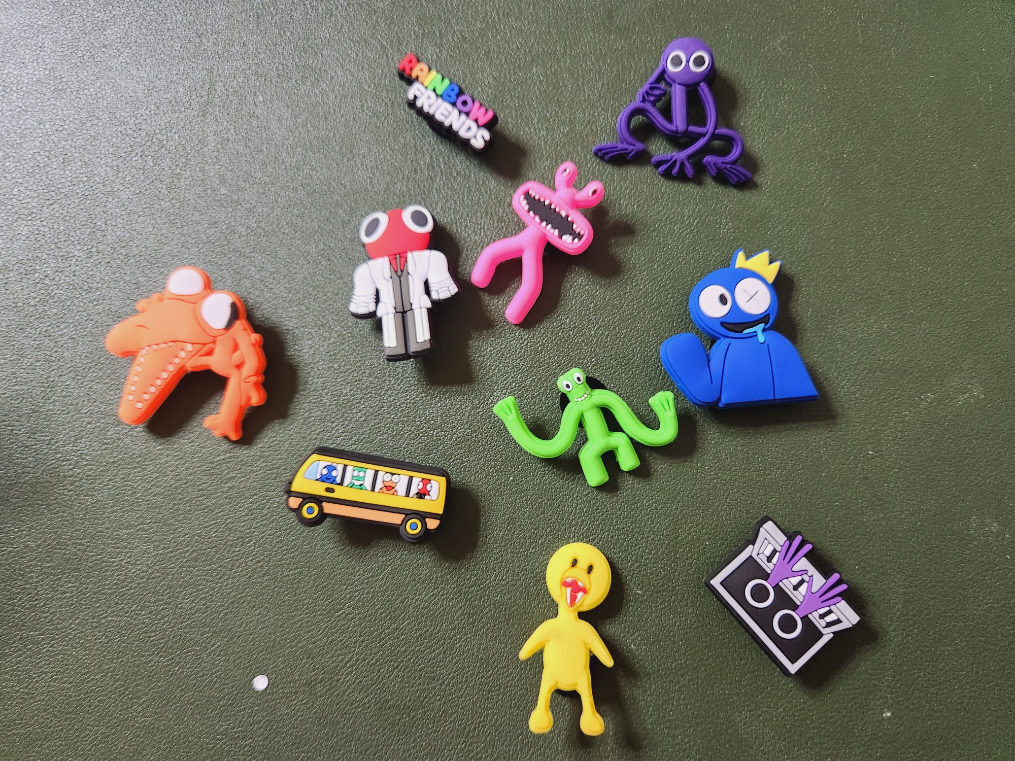 크록스 지비츠 파츠 세트 스마일 데이지 플라워 레인보우 프렌즈