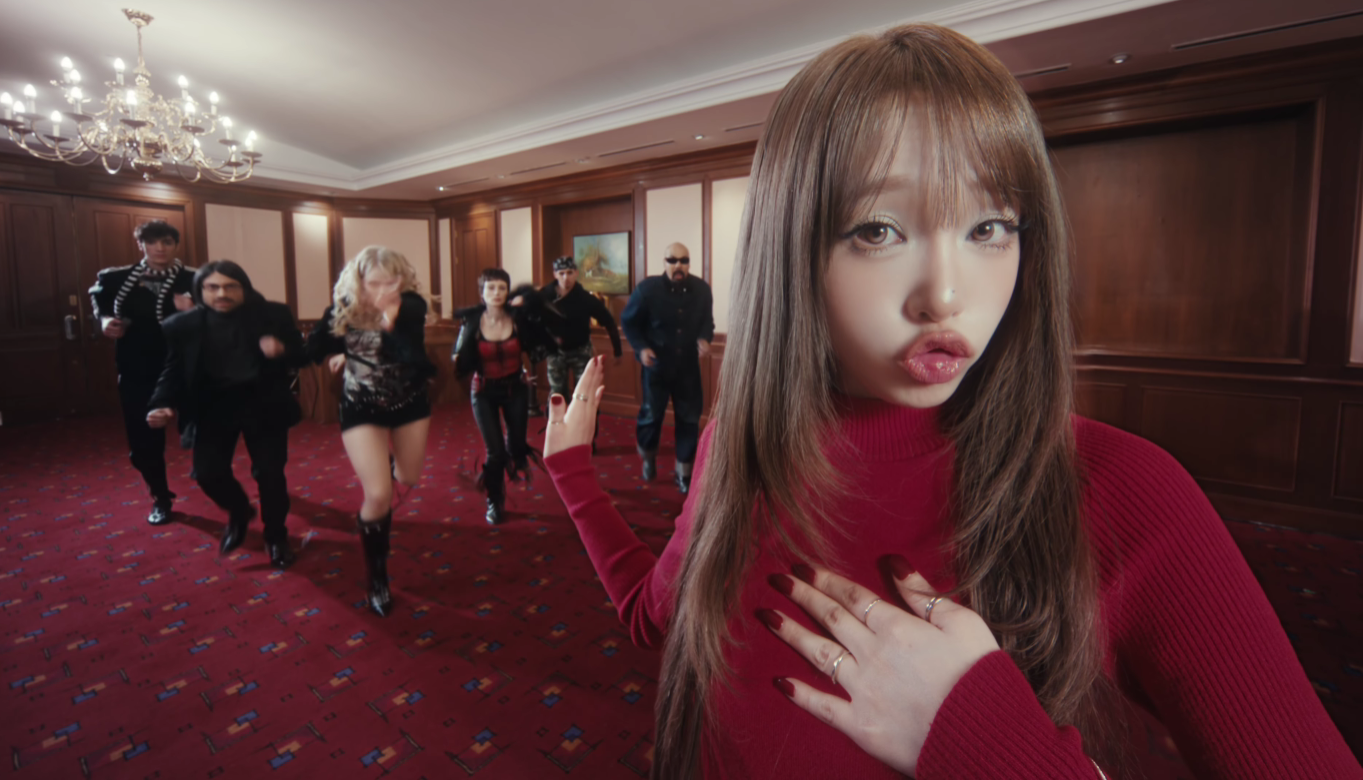 최예나 봄이라서 (Feat. 딘딘, 정형돈)