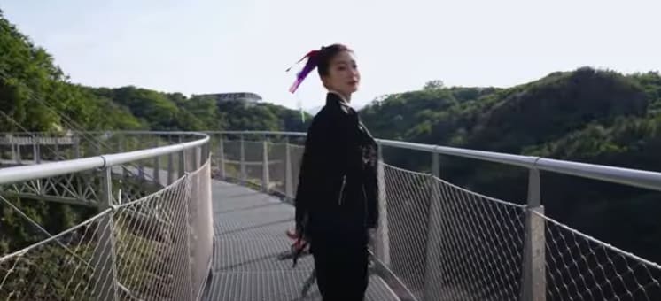 이제 인간 모델 필요 없네...한국관광공사 명예 홍보대사로 가상 인간 모델 발탁 VIDEO: Travel all over Korea with Lizzie