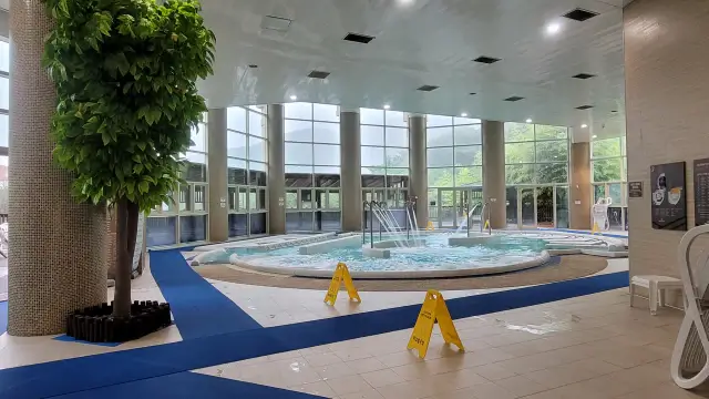 문경 STX 리조트 스파 풀