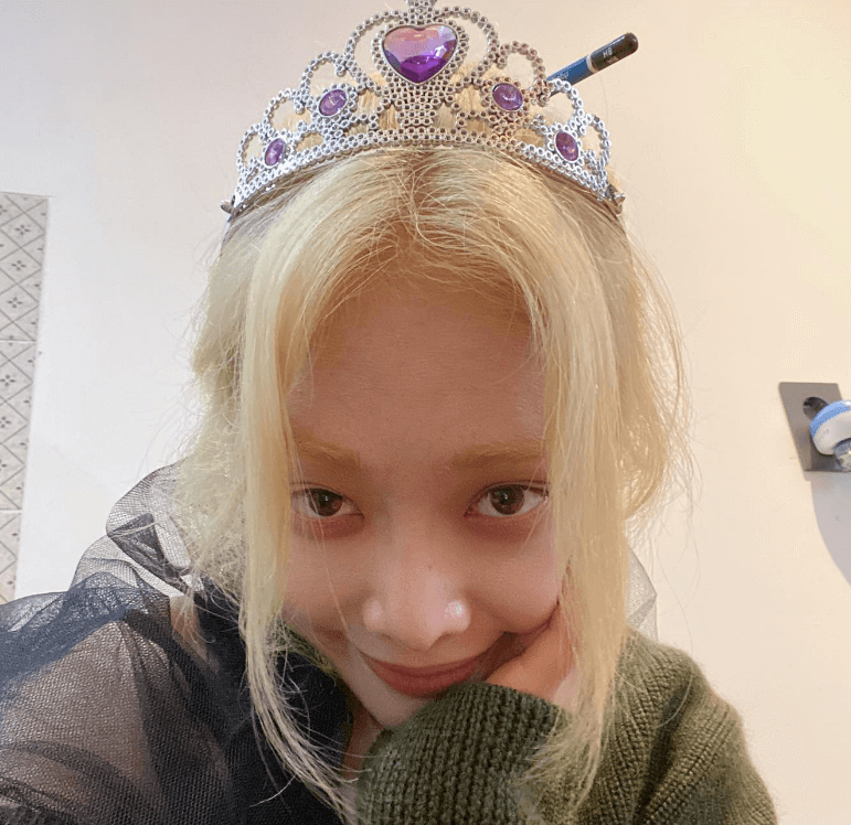 김히어라 셀카