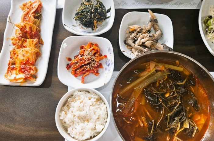 산나물육개장