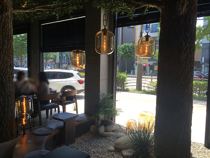 어나더사이드-내부11