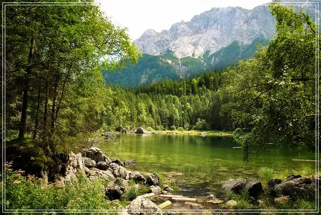 batch_mountain-lake-4661645_640