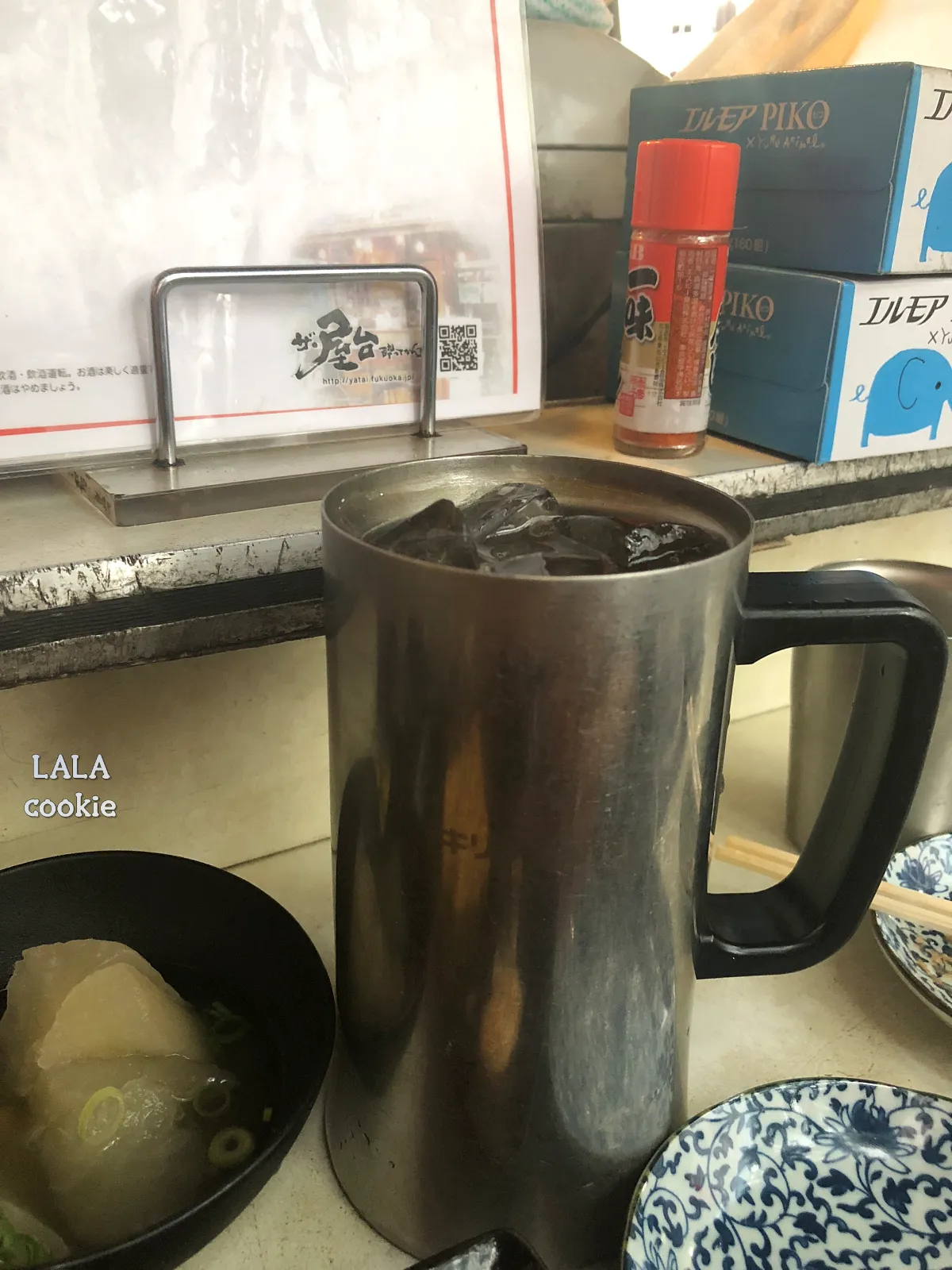 후쿠오카-텐진-다이마루-백화점-포장마차-거리-야타이-후기-하이볼-컵