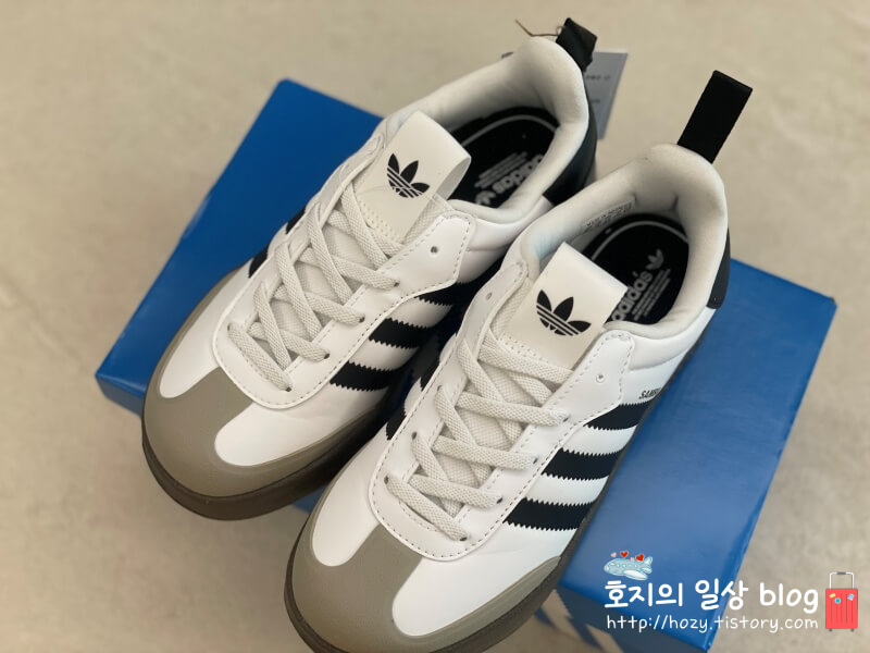 아디다스 키즈 아디폼 삼바 360키즈 화이트