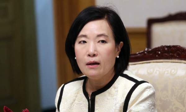 라임사태, 윤경은, KB증권, 금융위원회, 직무정지취소, 내부통제기준, 서울행정법원, 금융사징계, TRS거래, 펀드환매중단, 금융감독원, 자본시장법, 법원판결, 경제뉴스, 증권사CEO징계, 행정소송승소, 리스크관리, 금융투자상품, 법적쟁점, 금융사지배구조