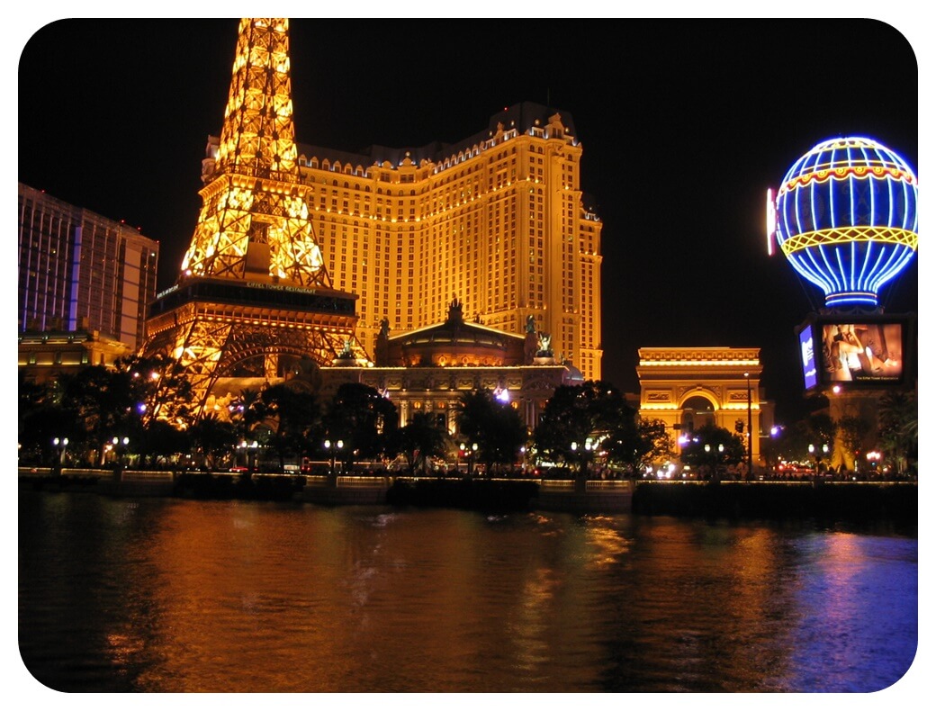 라스베가스-파리-호텔-야경-네온