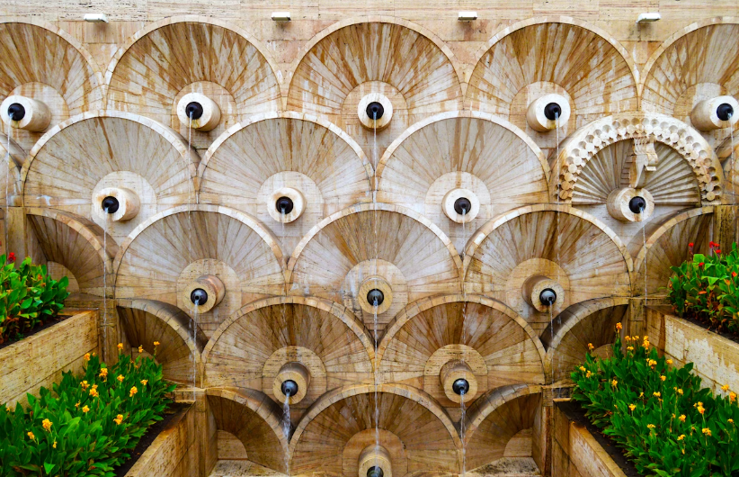 예레반 : 공화국 광장, 마테나다란, 캐스케이드 단지