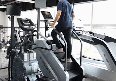 하체 운동기구 : 스텝 머신 사용법