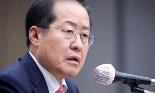 홍준표 돼지 발정제 논란