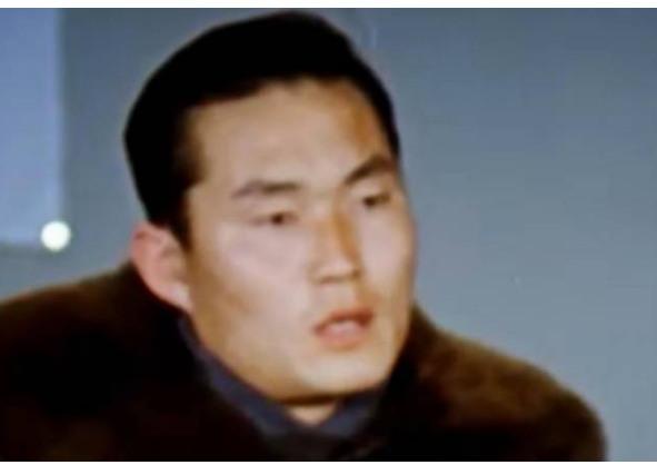 이웅평 미그기 귀순 보상금 15억 6천만원