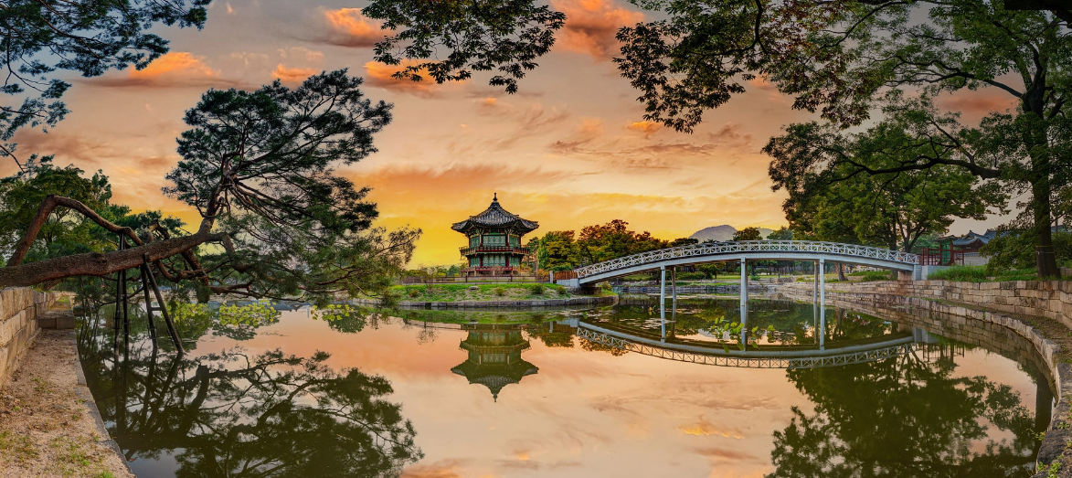 경복궁 야간개장 한복대여