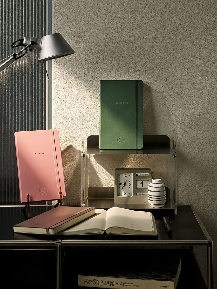 돌아온 스타벅스 2024 겨울 e-프리퀸시 이벤트 소개 크리스마스 시즌음료 플래너 포터블 램프 캘린더 참여 방법 예약 방법