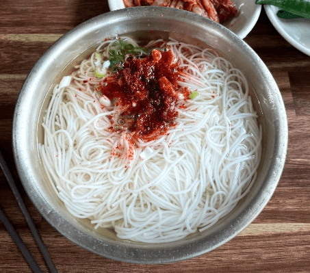 생방송투데이 추억의 잔치국수 할머니국수