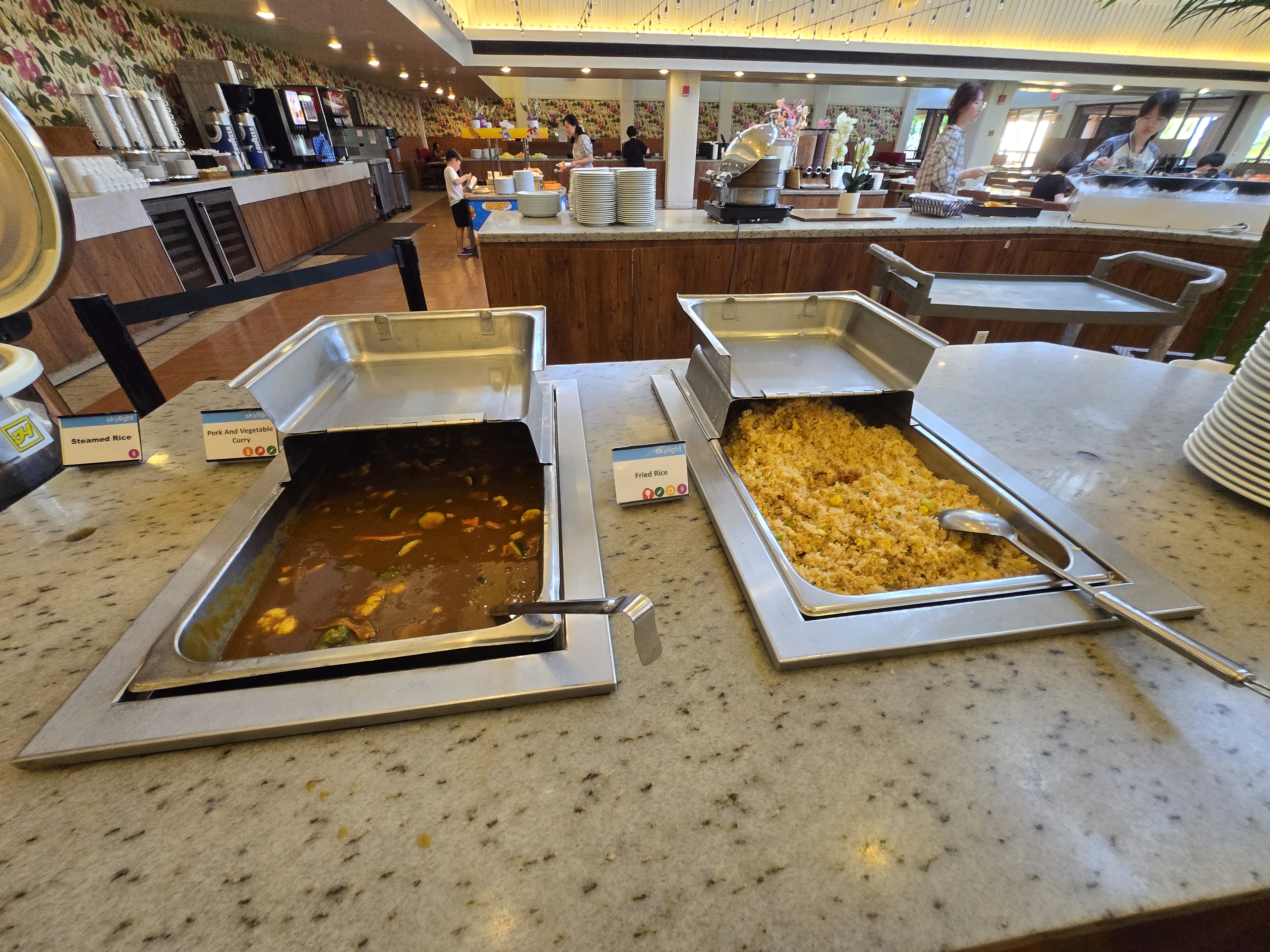 괌 PIC 리조트 스카이라이트 조식 볶음밥, 커리