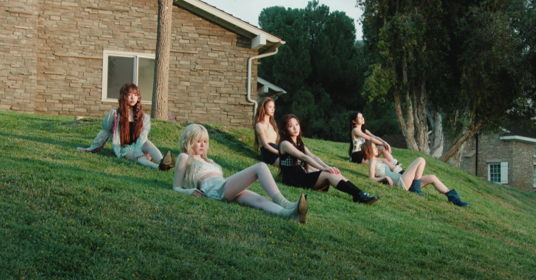 NMIXX(엔믹스) Blue Valentine