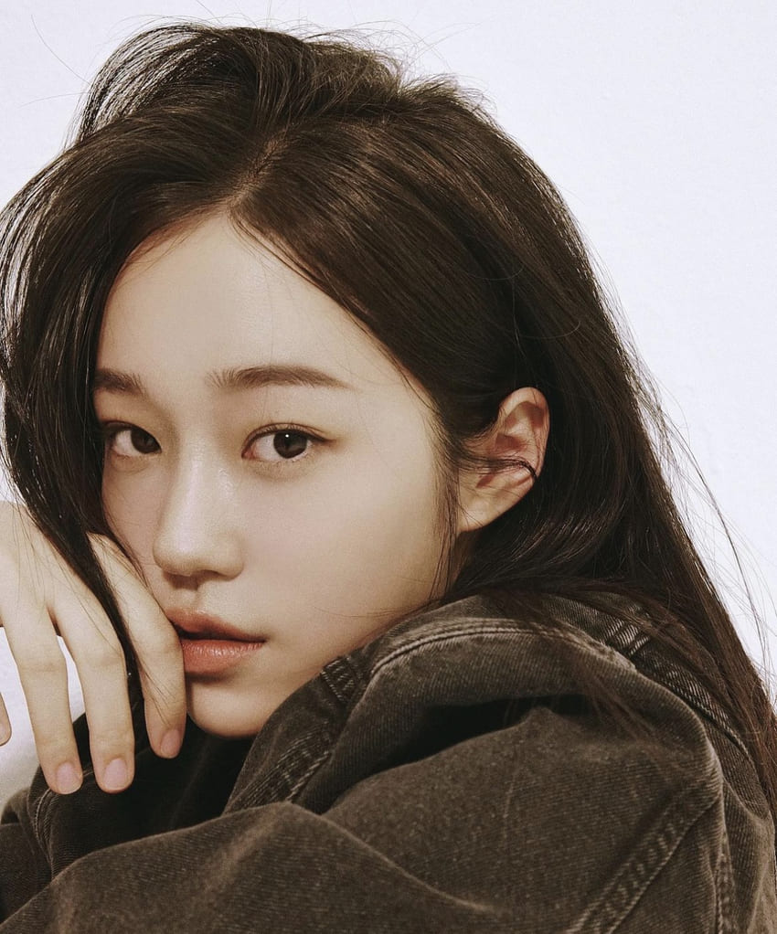 노윤서 사복 패션