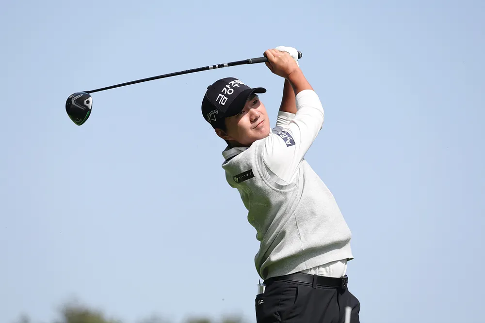 2025 KPGA 클래식 1라운드 단독 선두 옥태훈 인터뷰 &ndash; 버디 8개로 +16점 기록! (제주 사이프러스 골프&amp;리조트)