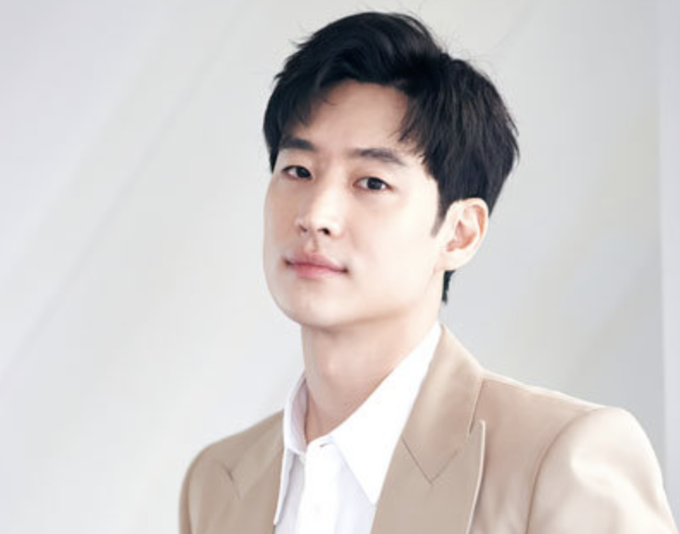 이제훈 프로필