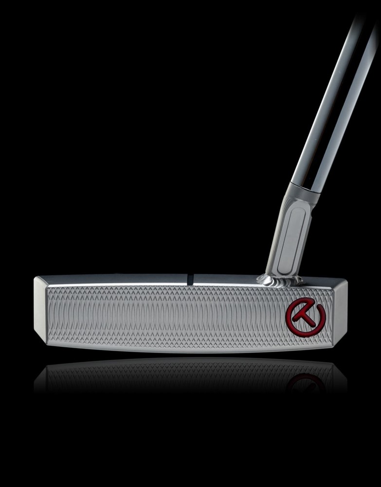 Phantom T-7.5 Welded Neck Prototype 퍼터의 정교한 페이스 밀링