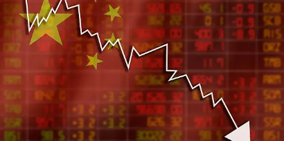 상장폐지 위기로 폭락하는 차트 이미지