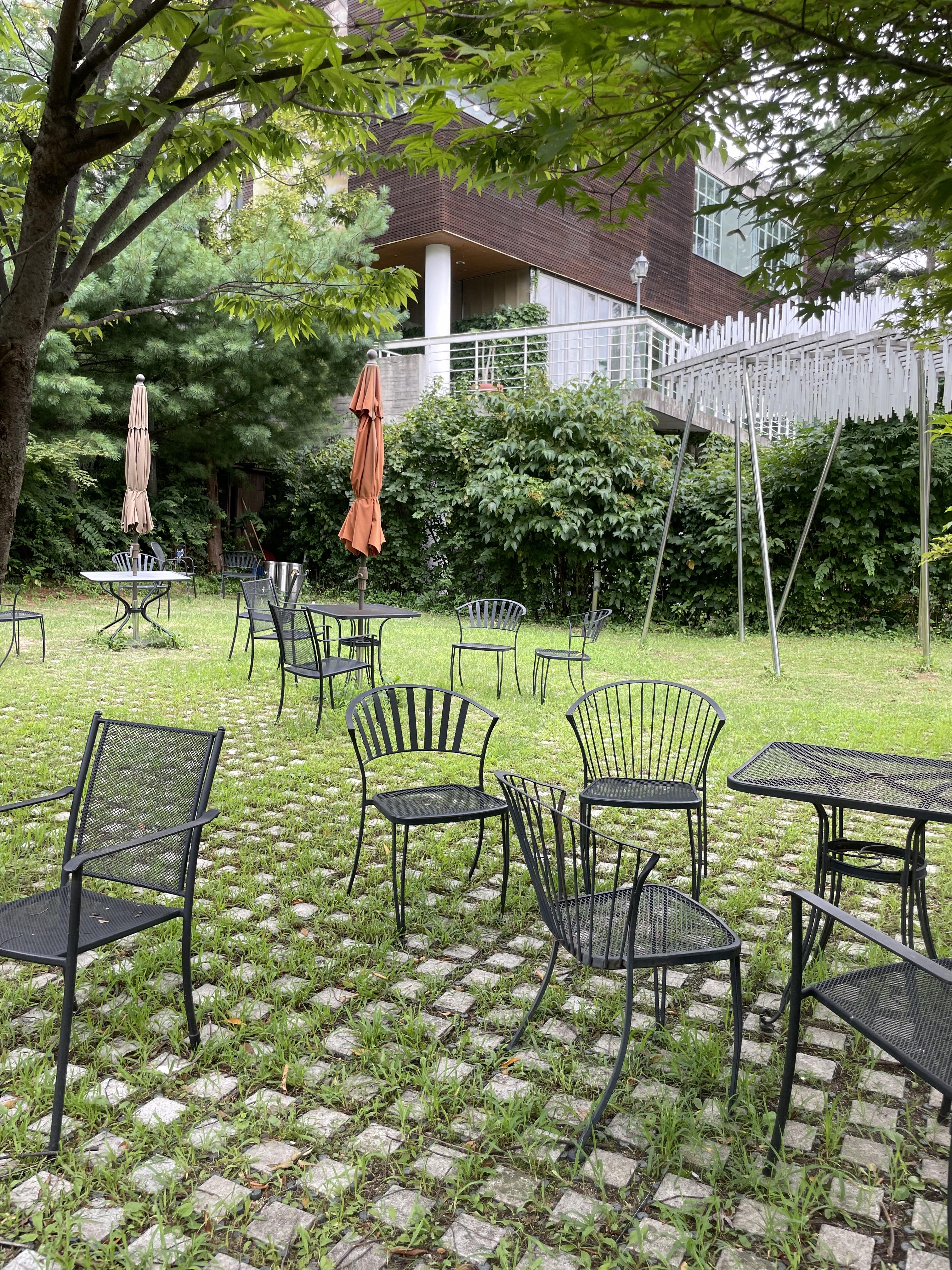 헤이리 대형카페 화이트블럭