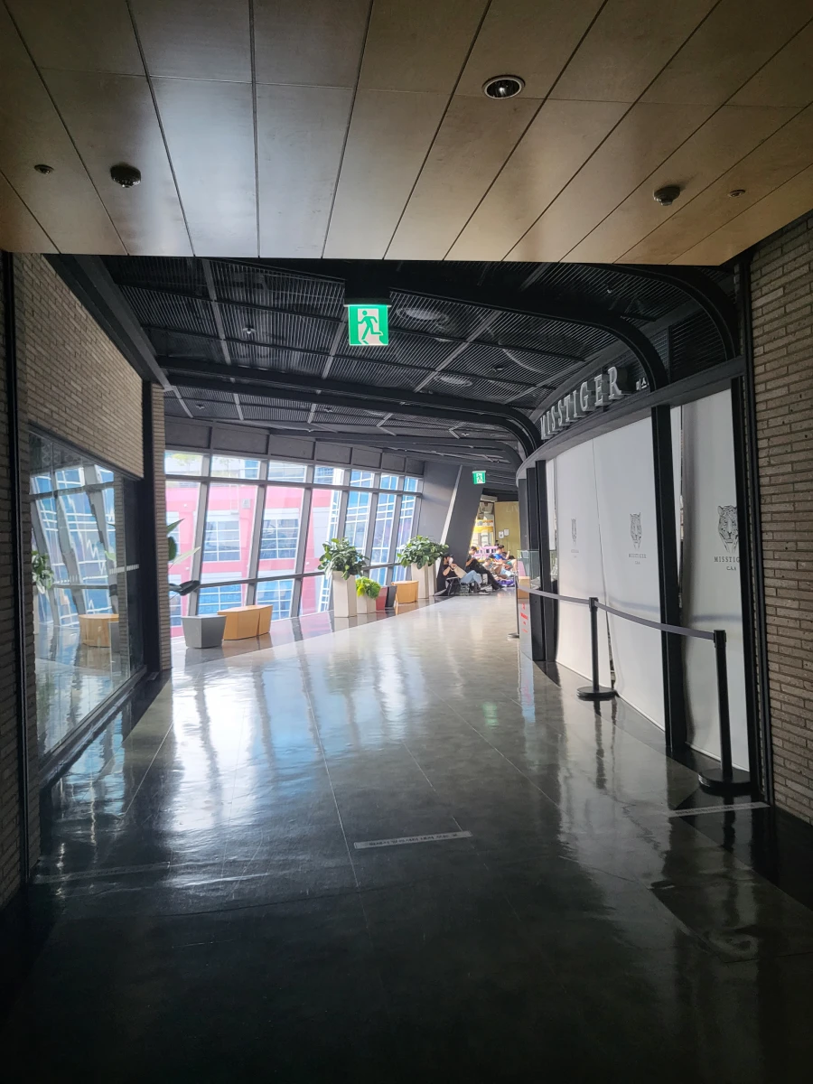 용산-건담베이스-오픈런-구매대기줄-찾아가는-사진3