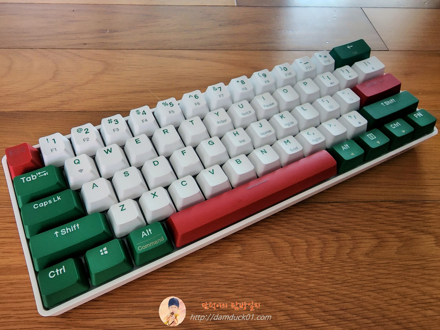 DAREU EK861 블루투스 기계식 게이밍 61키 키보드