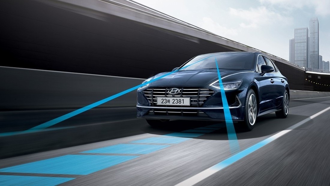 쏘나타 DN8 전방 센서 사진 출처 다음자동차