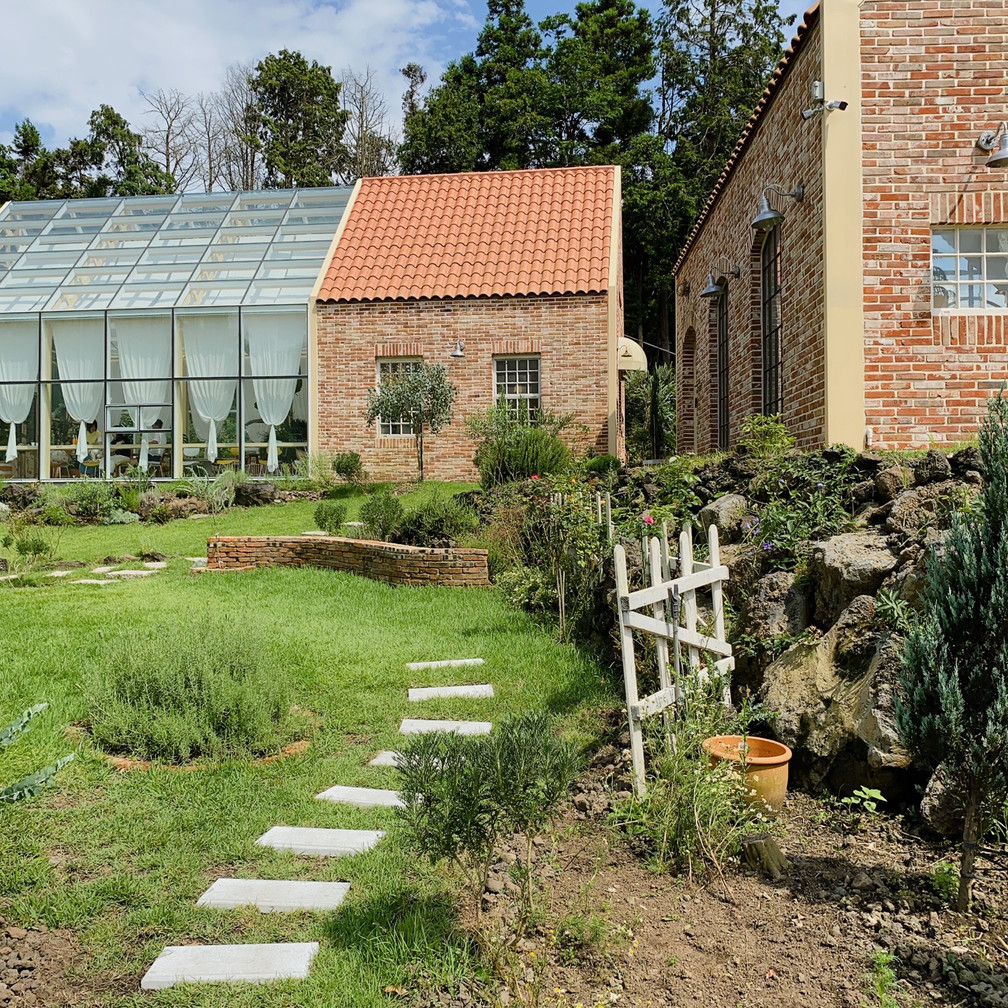 제주 조천 동백동산 자드부팡(jas de bouffan) 카페 리뷰 추천 주차 후기 솔직후기