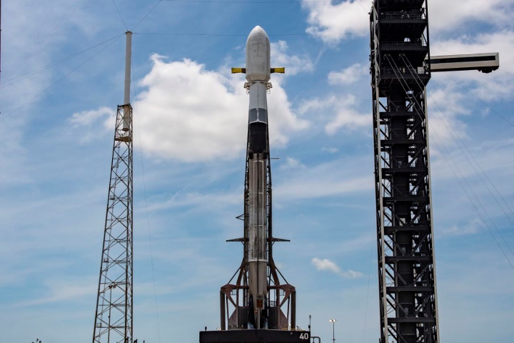 우리 군 정찰위성 4호기 발사 성공…북 도발 감시망 더 촘촘해진다