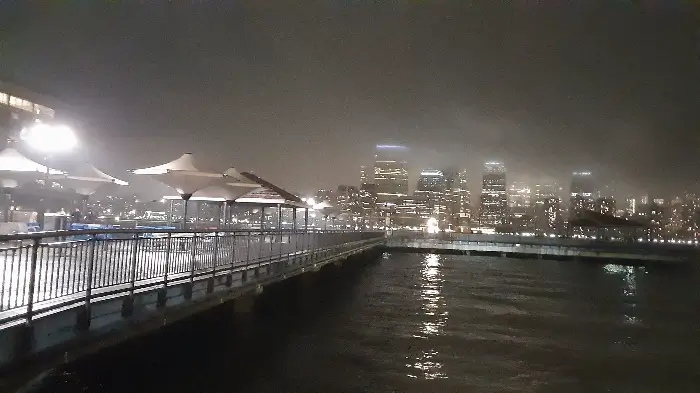 Exchange Place, Lower Manhattan 밤안개 전망