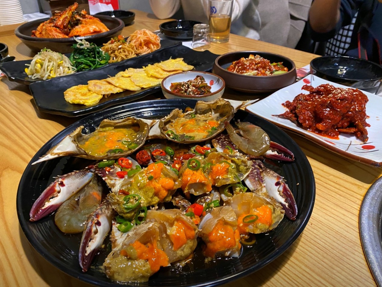 한남동 간장게장 찾는다면 장지녕간장게장 여기가 진짜 많네요