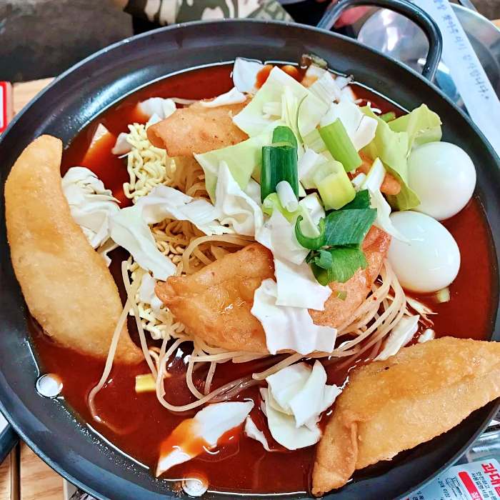 놀면뭐하니 중랑구 중랑역 50년 노포 즉석 떡볶이 맛집