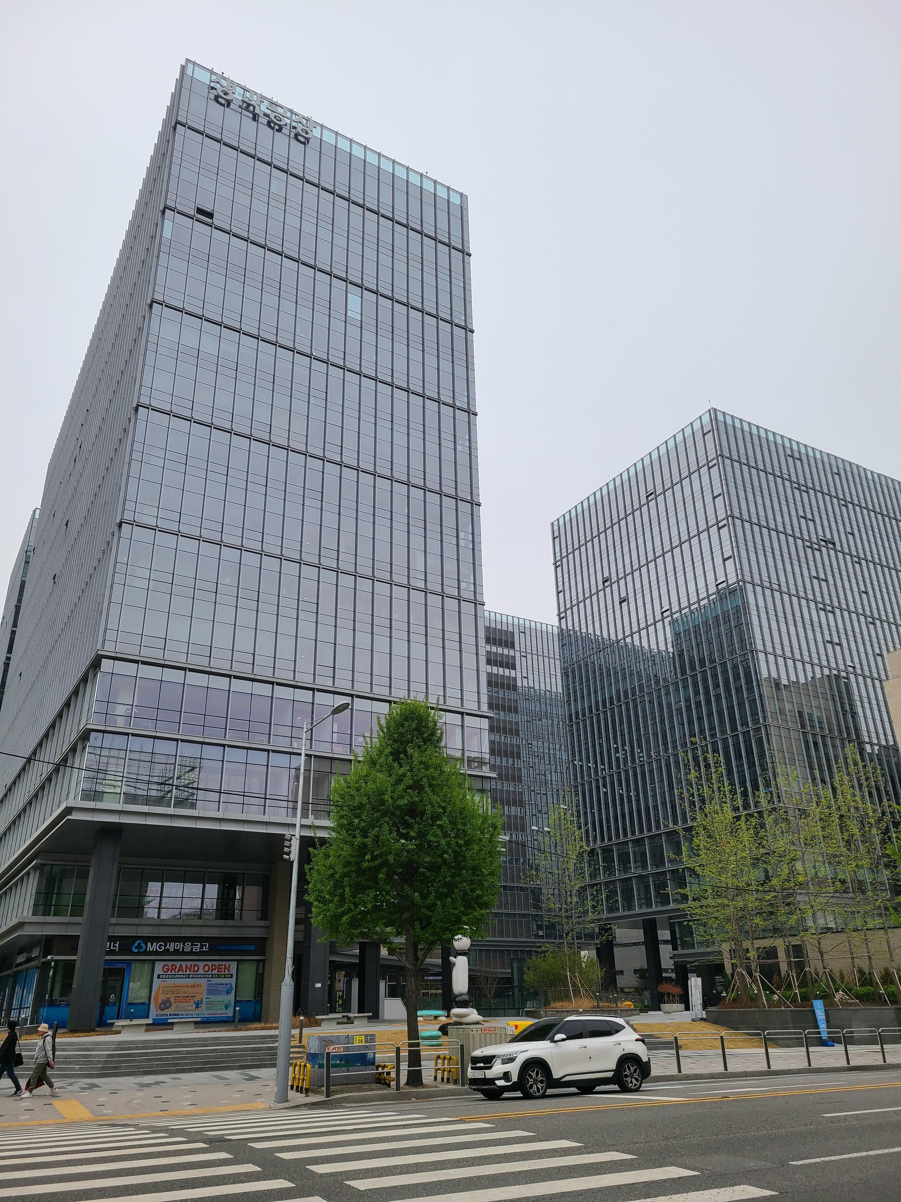 당산 생각공장 외관 및 주변환경1