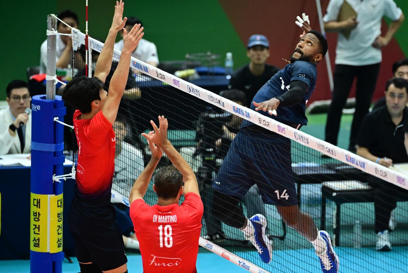 KOVO 20주년 기념 역대 베스트7 팬 투표